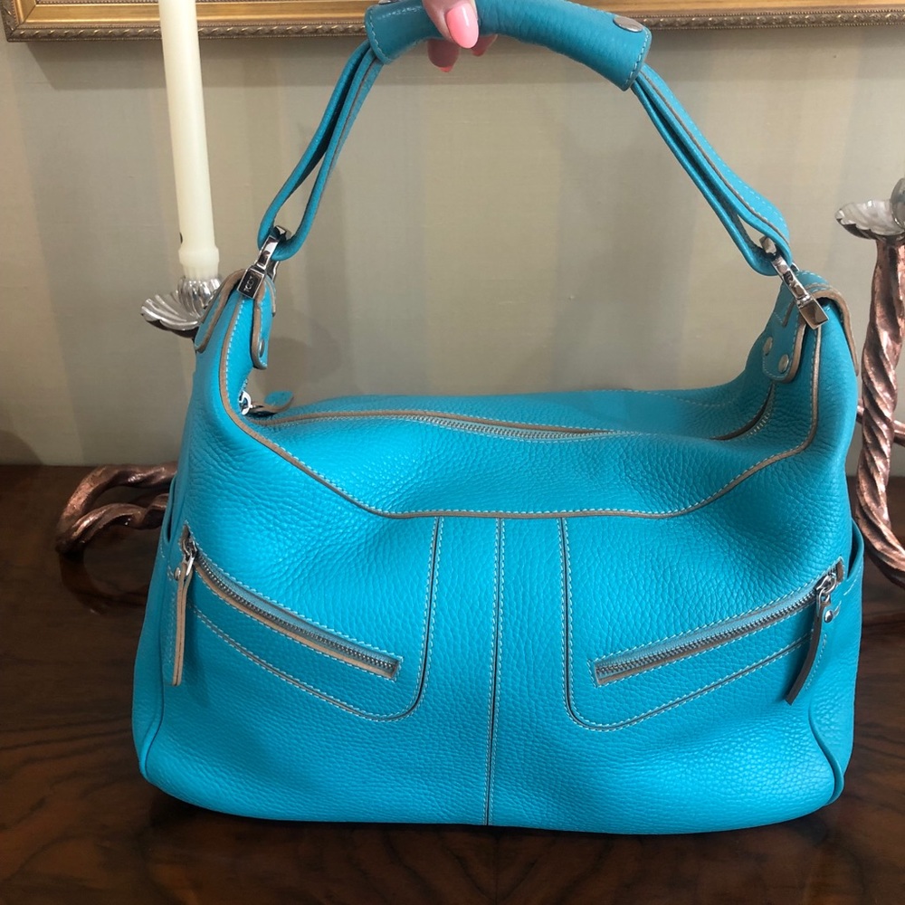 Tod’s large gorgeous barely used bag
